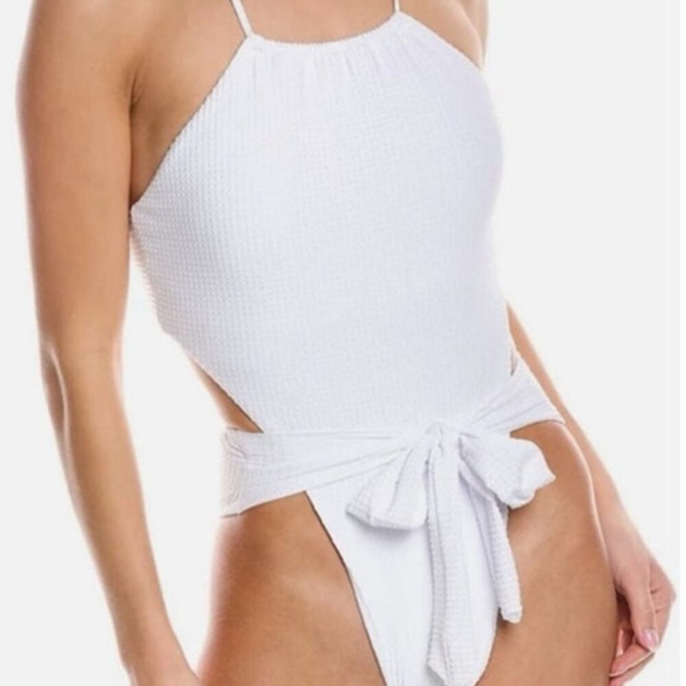 PQ Swim Sail White Vale One Piece Swimsuit Sz S NWT